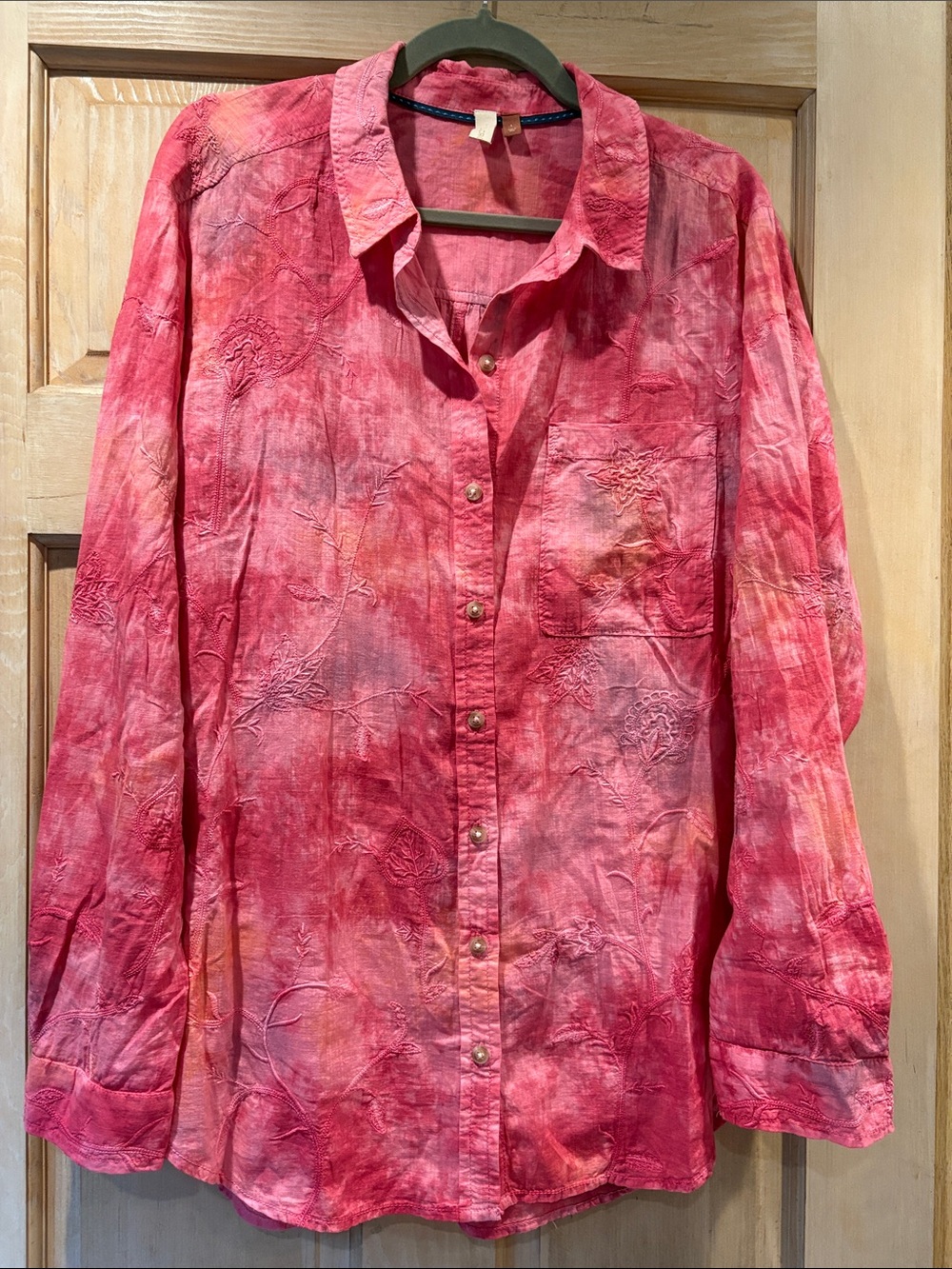 Anthropologie Pilcro Raspberry Tie Dyed Embroidered Button-Up Shirt Size Large